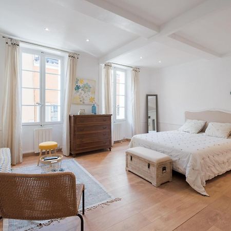 Nid D Amour En Plein Coeur Des Clochets Le Beausset Extérieur photo